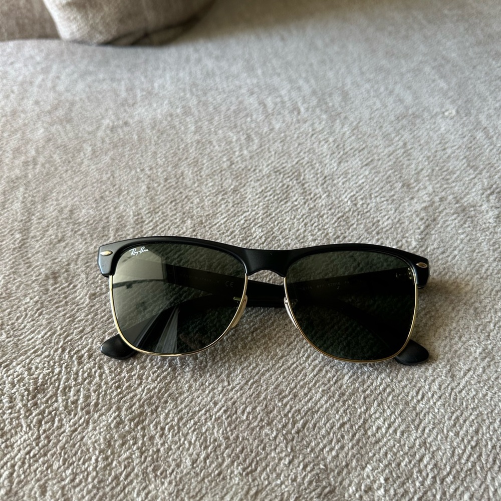 Men’s Ray-Ban Black & Gold Sunglasses Made In Italy (original packaging kit)